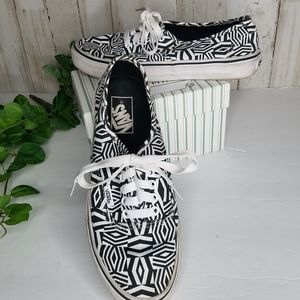 Vans Authentic Geo Realm Skate Shoes Black White